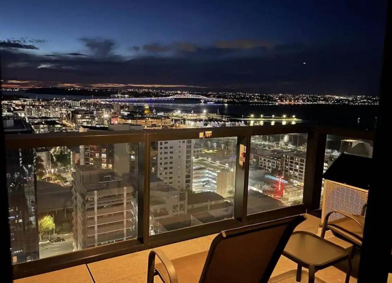 Gorgeous Seaview 2 Bedroom Apartment In Auckland Cbd Exteriör bild