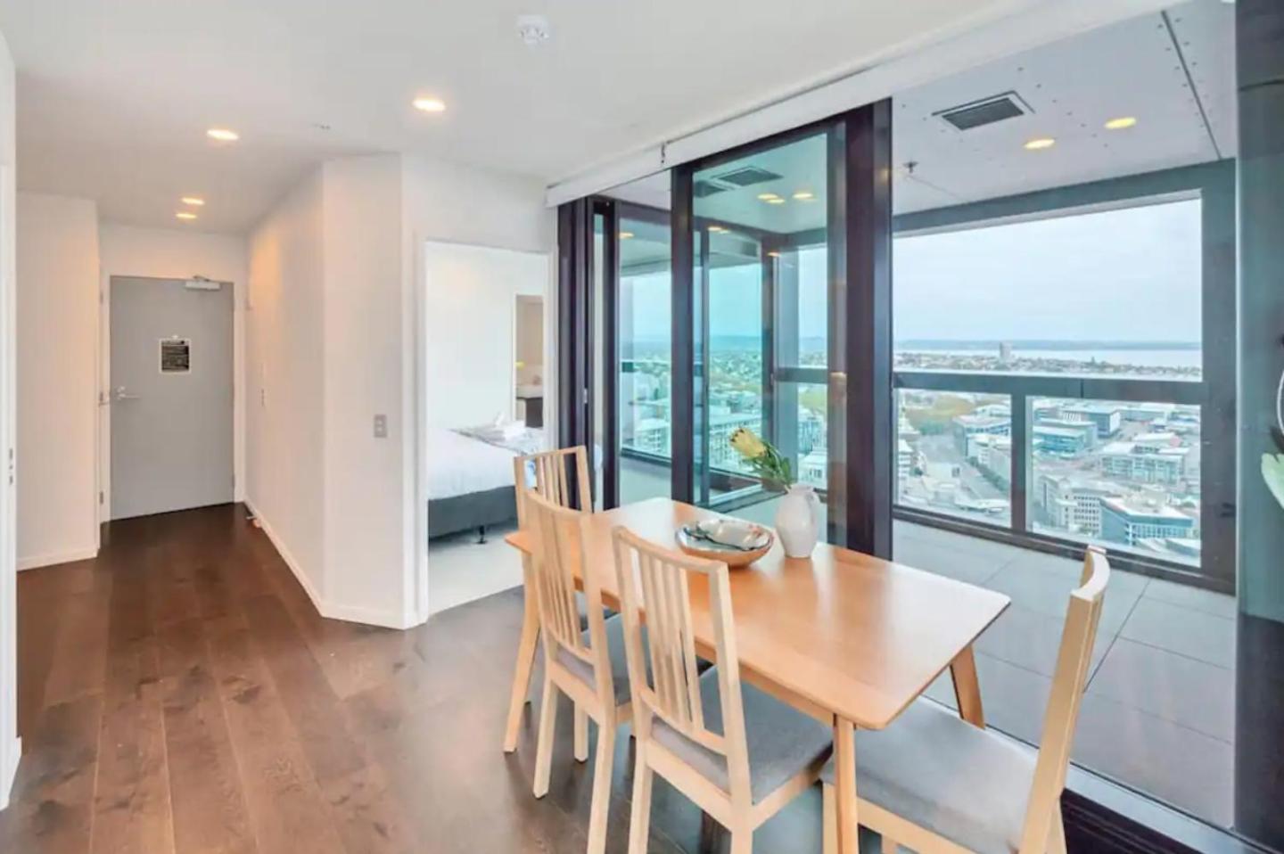 Gorgeous Seaview 2 Bedroom Apartment In Auckland Cbd Exteriör bild